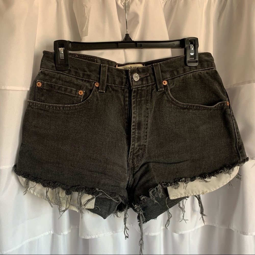 LIKE NEW FADED BLACK LEVI 505 SHORTS